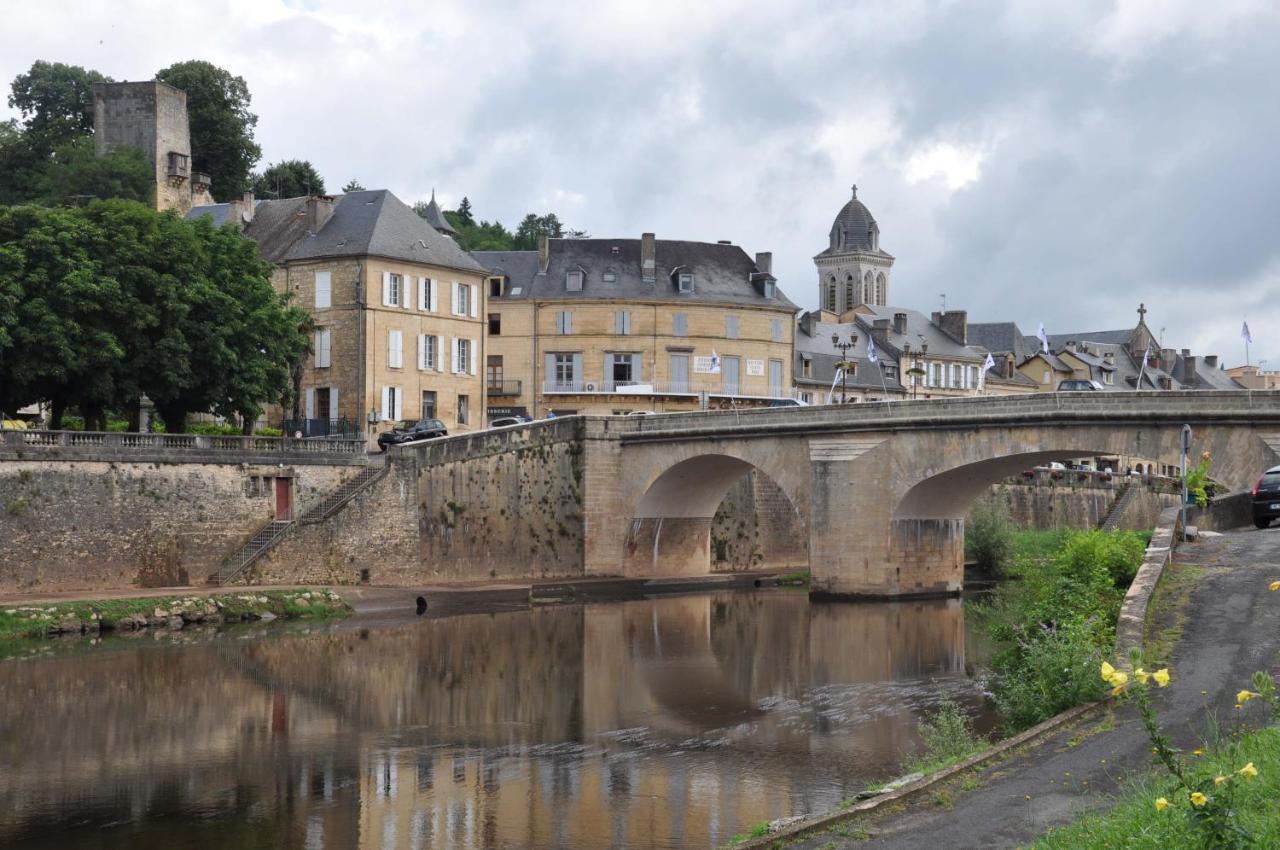הוילה מונטיניאק Le Hameau Du Moulin מראה חיצוני תמונה